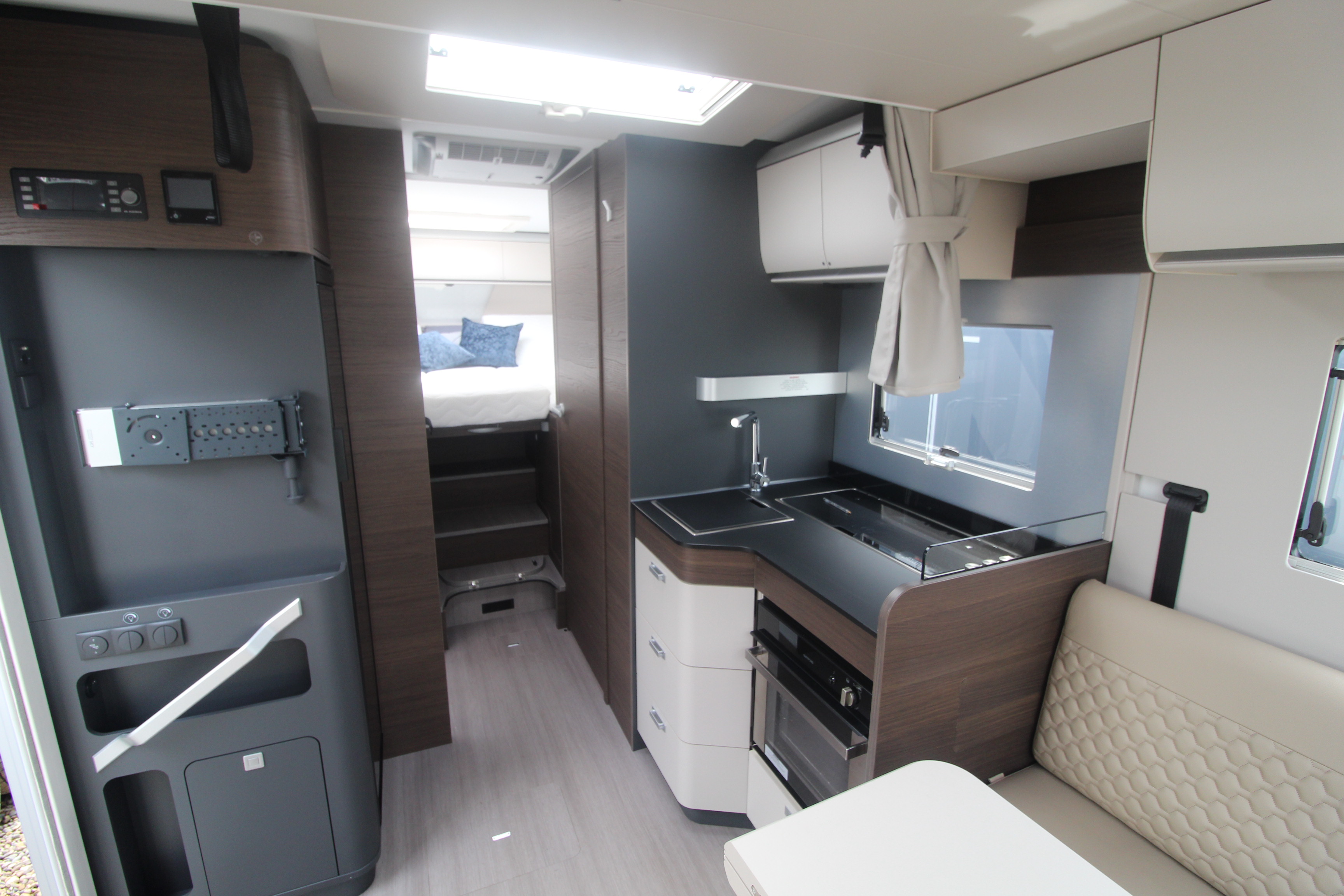 Adria Matrix Supreme 670 SC