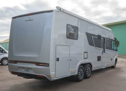 Adria Supersonic 890 LC 170BHP Auto