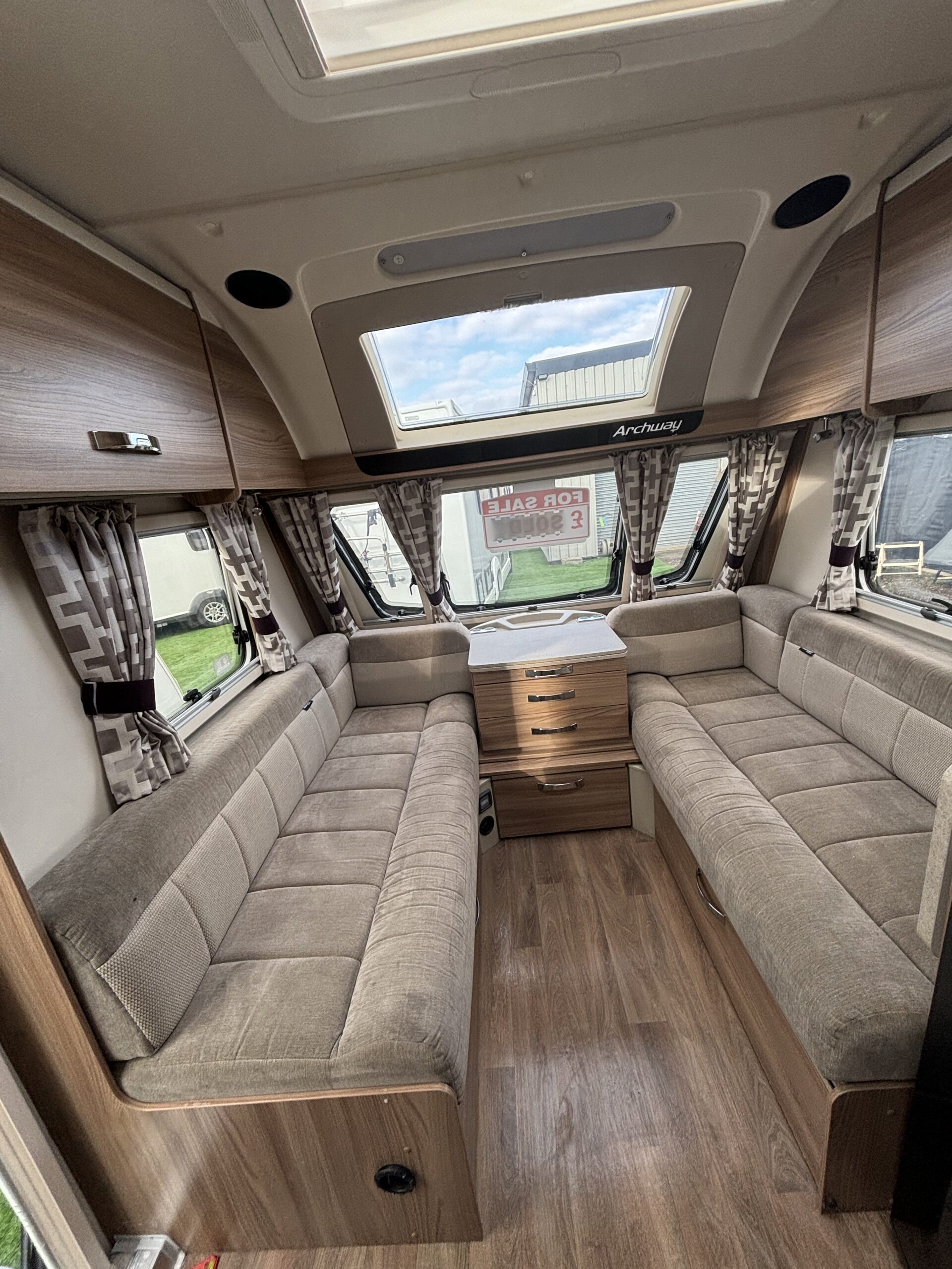 Swift Archway Sport Rockingham, 4 berth, motor mover