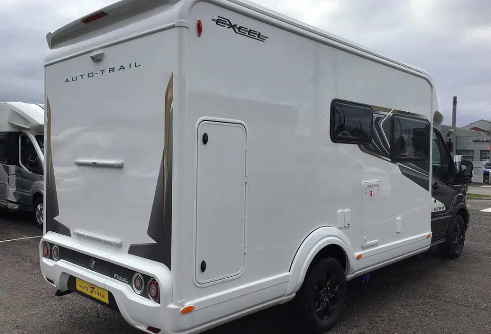Autotrail Excel 675B 170BHP Auto