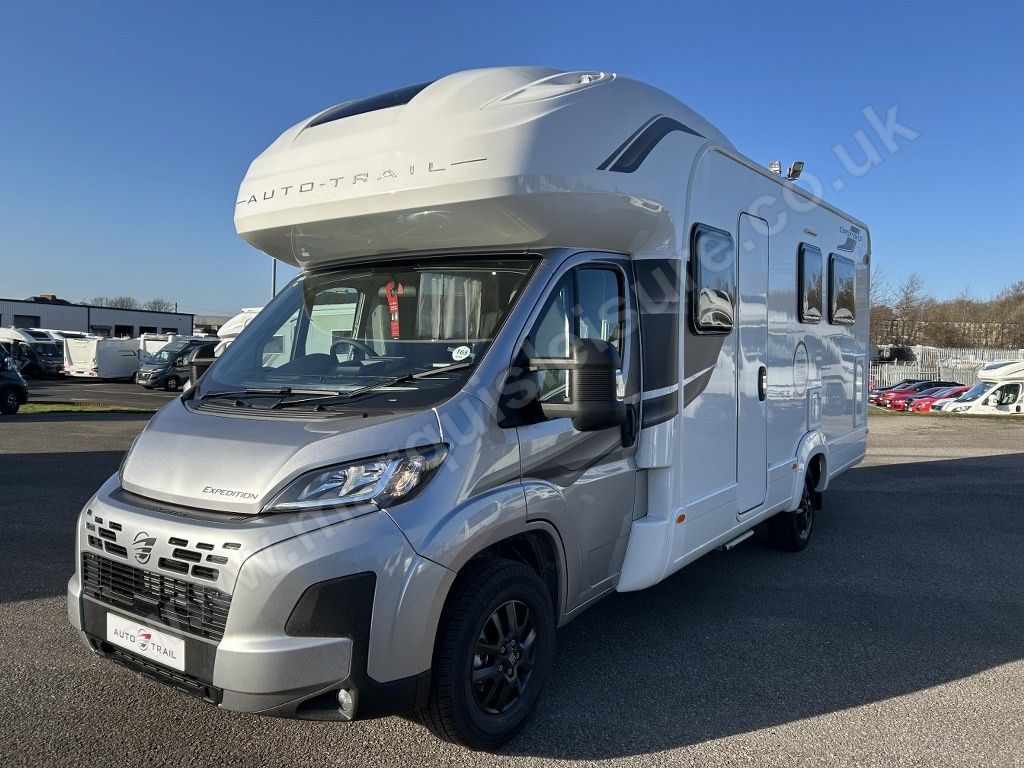 Auto-Trail Expedition C71 140BHP Automatic 2024 4-Berth Island Bed