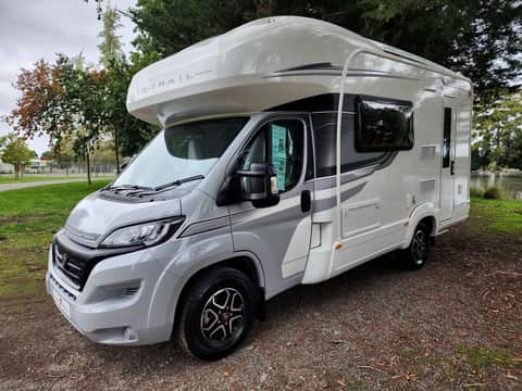 Auto-Trail Imala 715 4 Berth, 3 seat belts, mot, oil service, habitation service, 12 month warranty