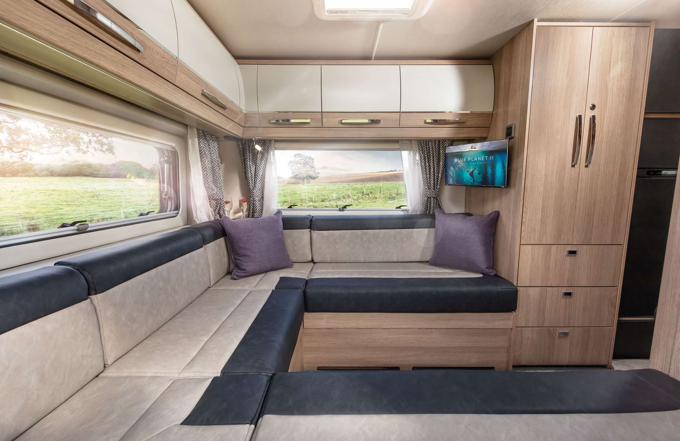 Auto-Trail Scout AUTOMATIC