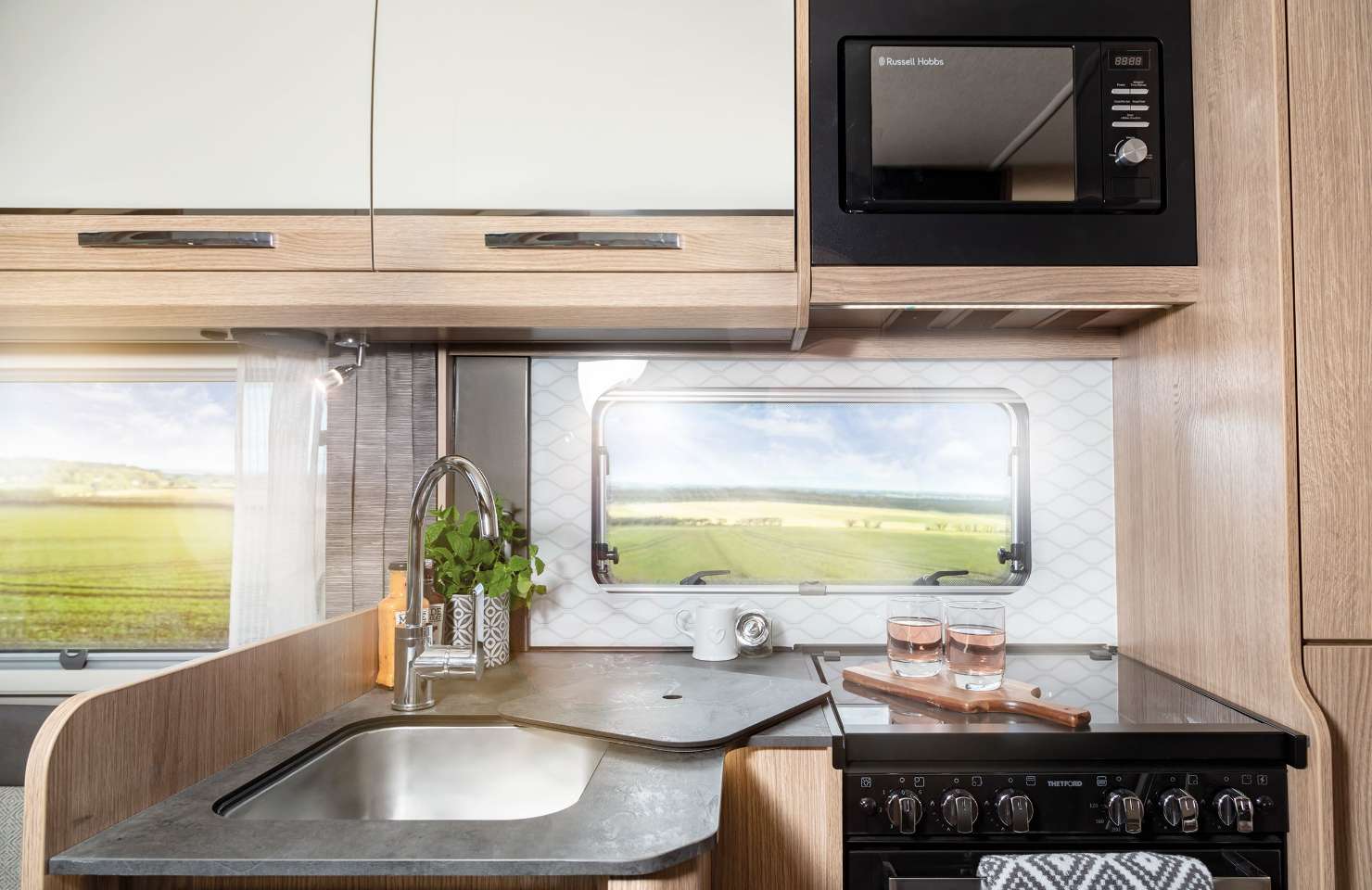 2006 Auto-Trail Tracker