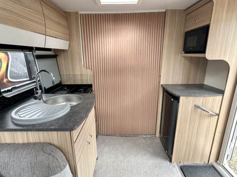 2000 Bailey Used 2022 Elegance 850 Grande