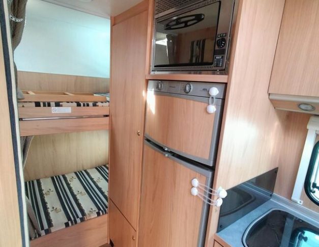 2008 Burstner Levanto A576