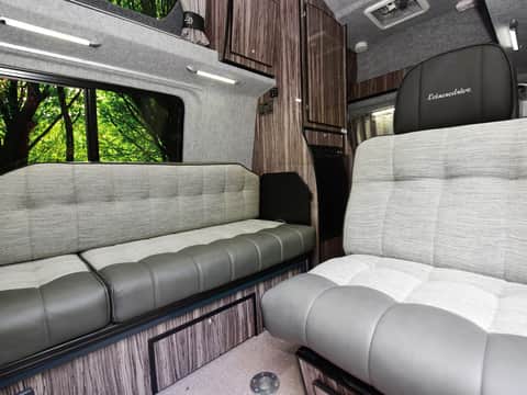 2015 LEISUREDRIVE VIVANTE