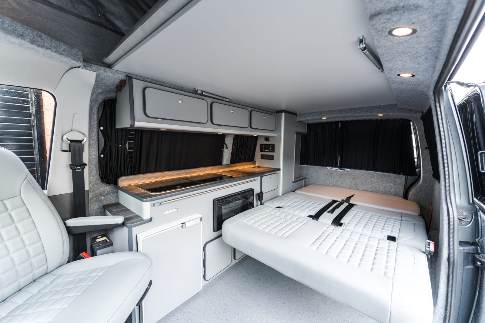 Volkswagen Transporter Camper King SWB Monte Carlo