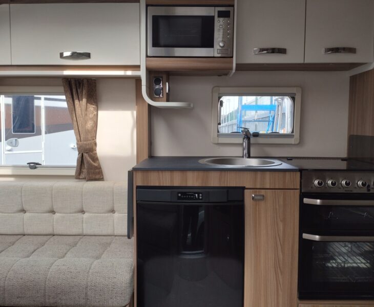 Swift Sunrise 880 – 2023 Caravan