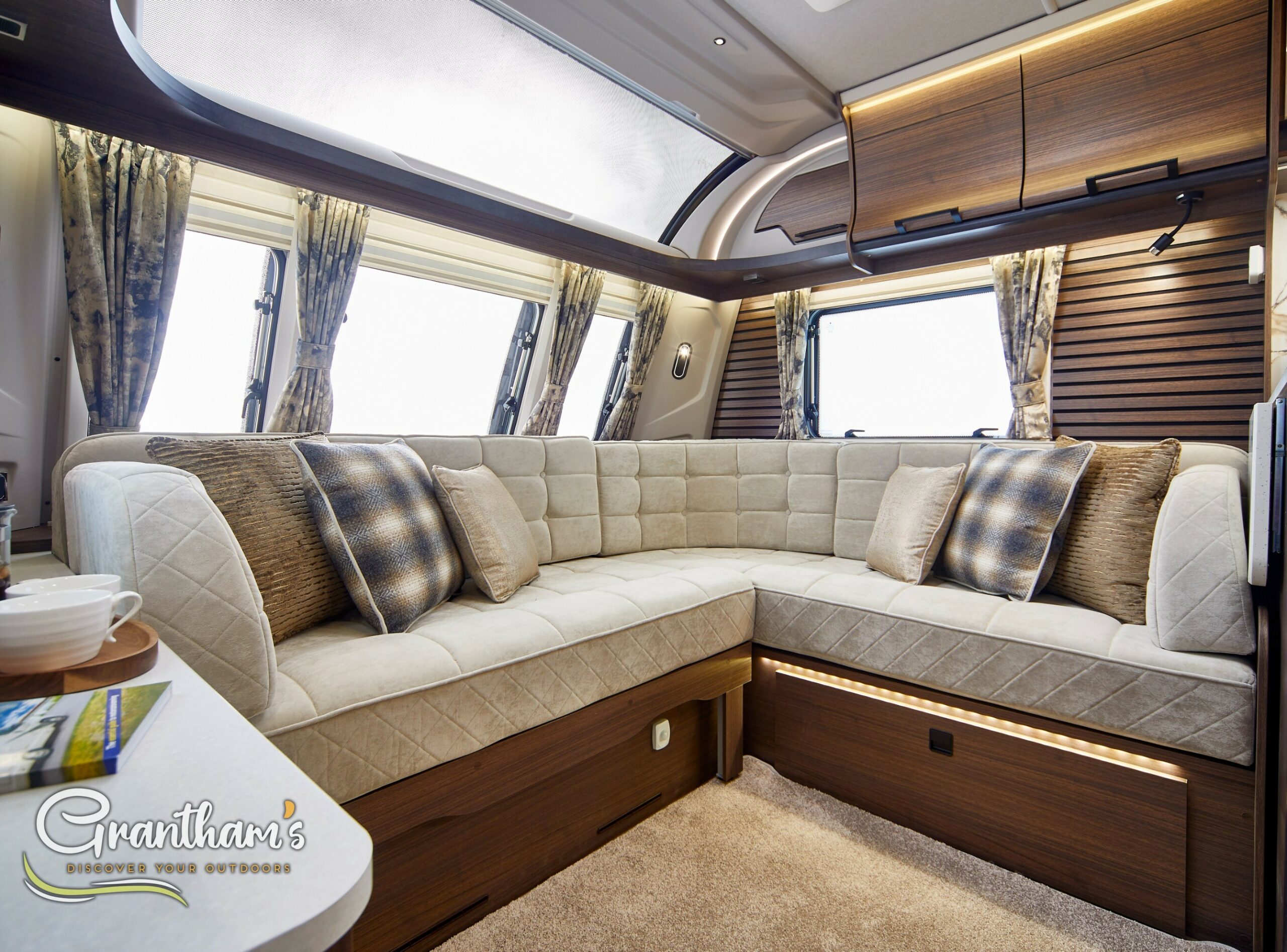 Coachman Lusso 4