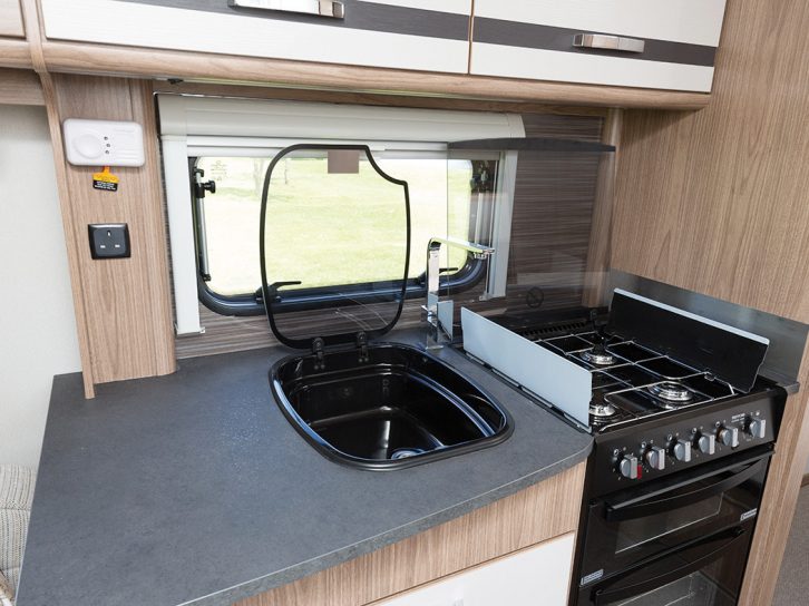 2017 Coachman Pastiche 575
