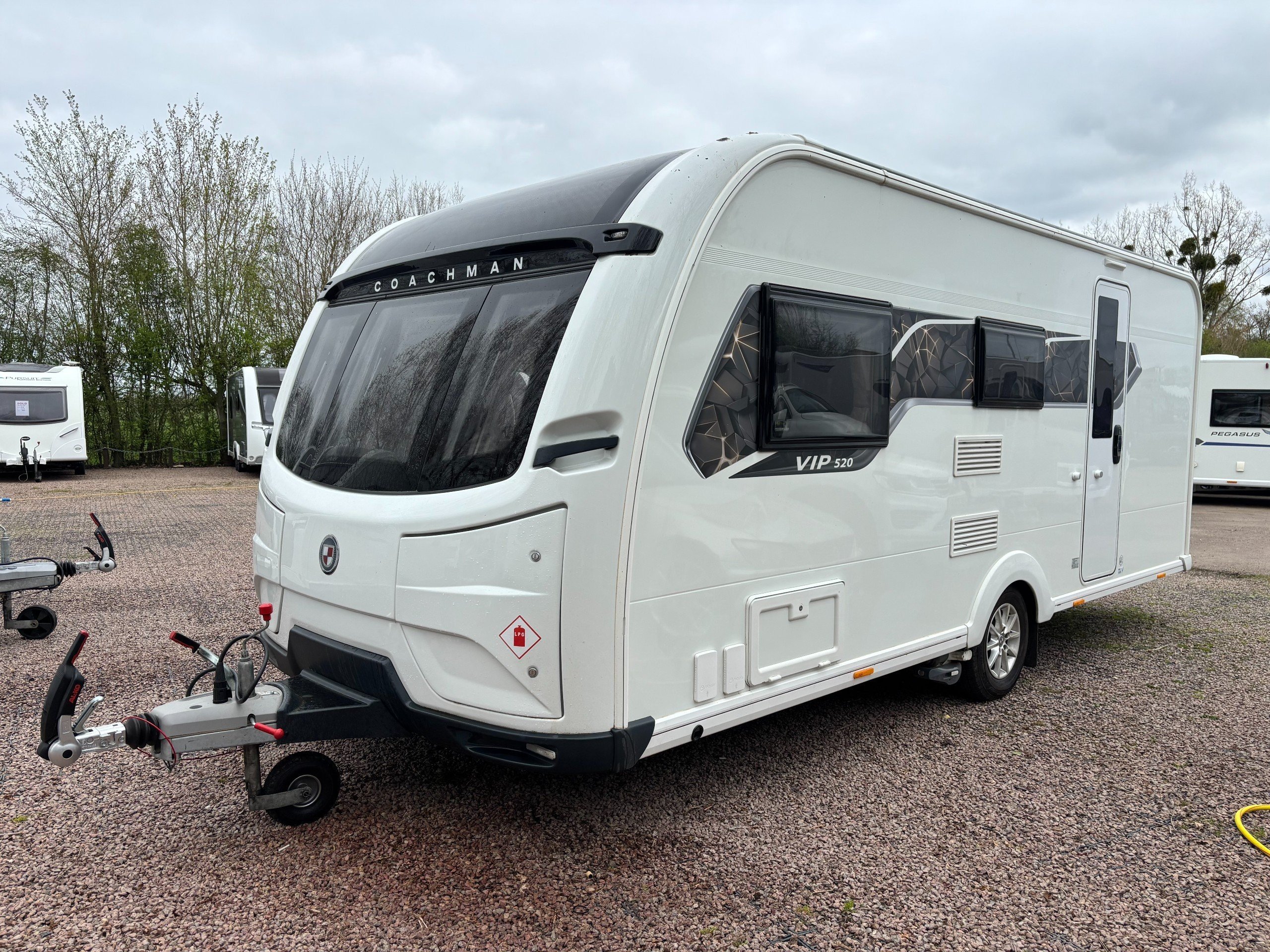 Coachman VIP 520