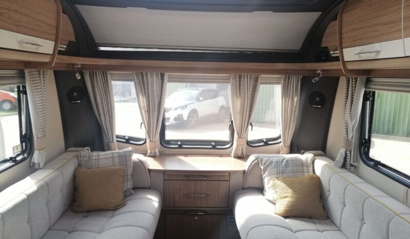 Coachman Vip 520