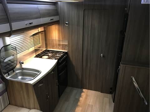 Bailey Auto Sleeper Corinium Duo