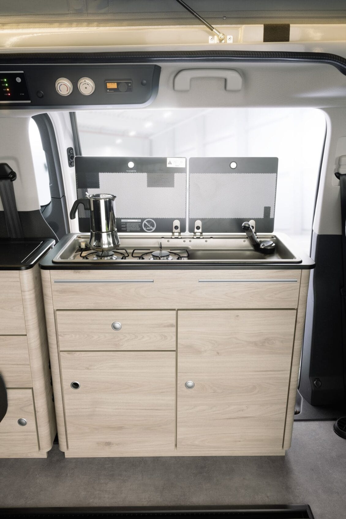 2008 Dethleffs Globevan 11