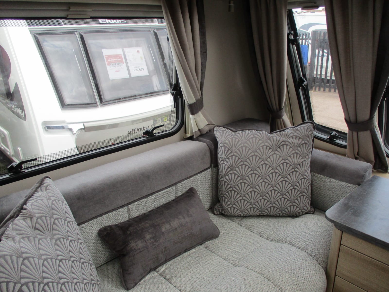 2020 Elddis Avante Rambler 181B - 4-Berth with French Bed and Motor Mover