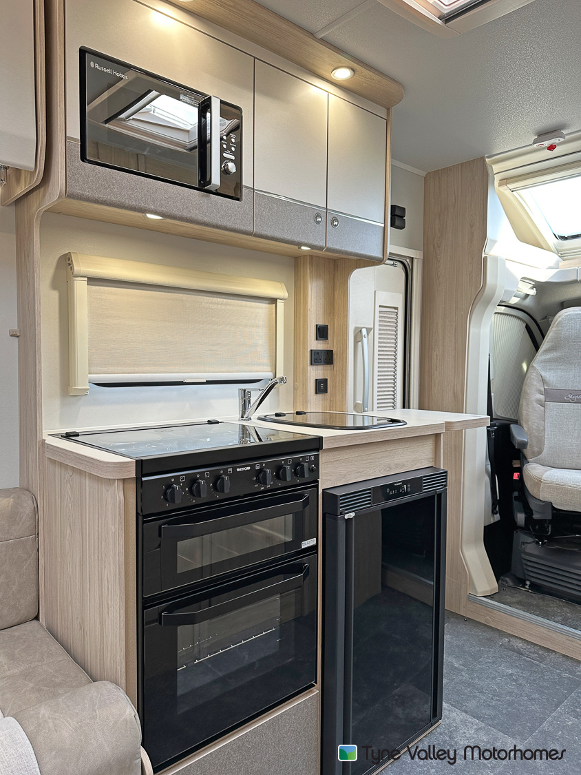 Elddis Signature 120