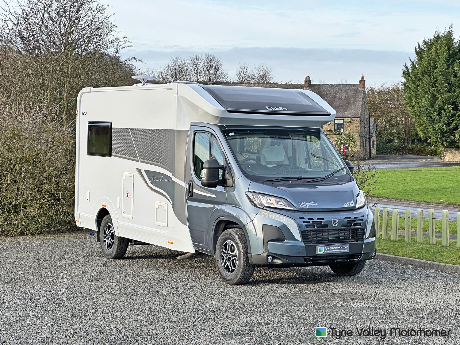 Elddis Signature 120