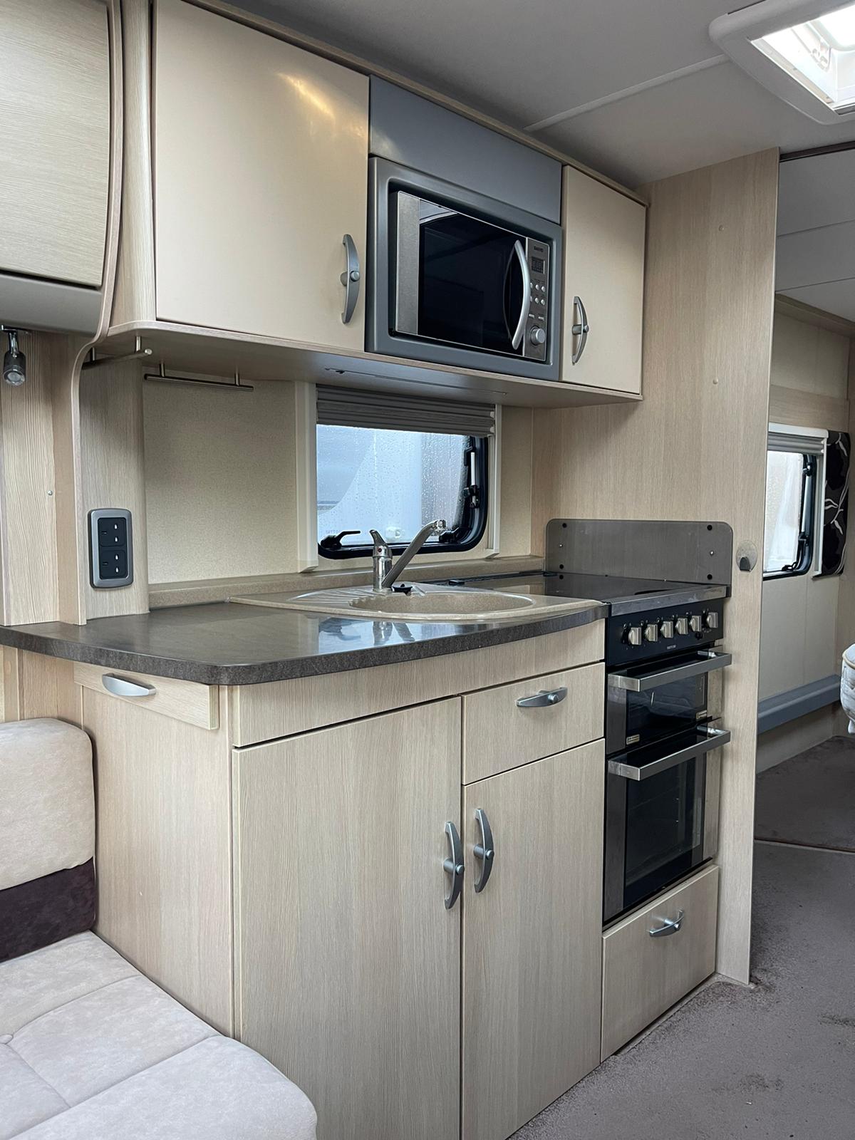 2017 Sterling Elite 560