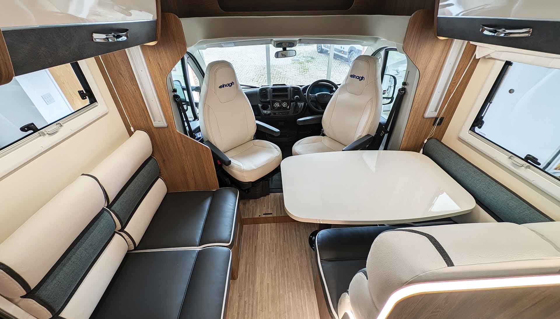 ELNAGH BARON 560
