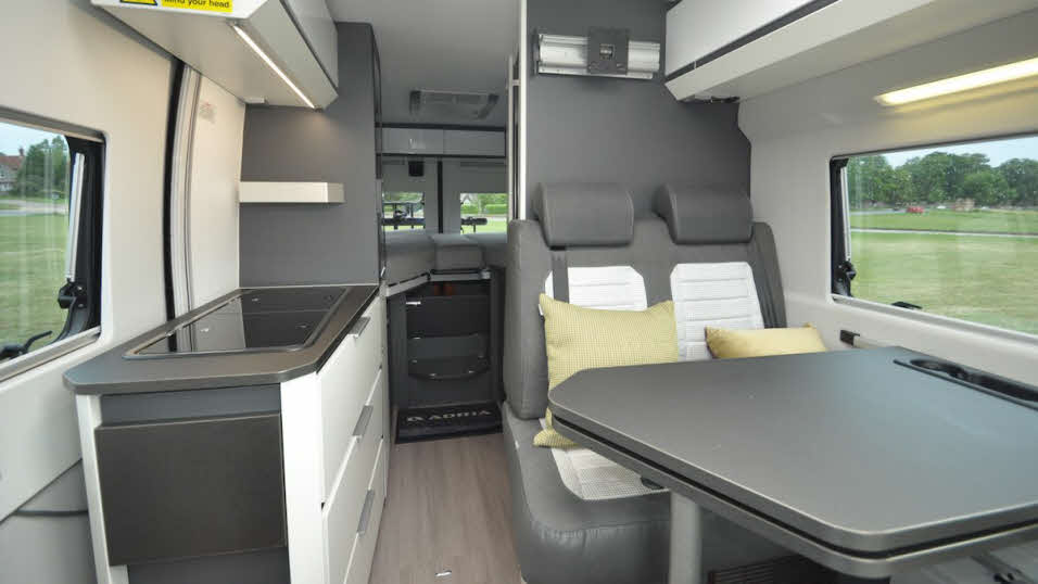 2021 Adria Twin Supreme 600 SPB Automatic 3-Berth Campervan