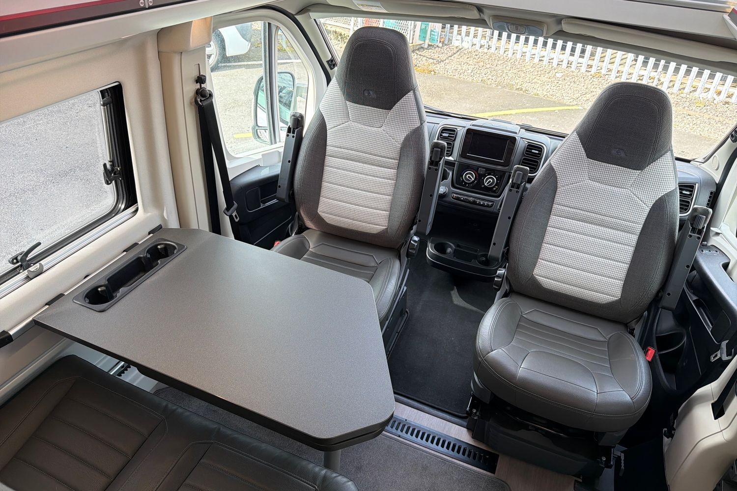 Adria Twin Sports 600 SPB 140BHP Auto
