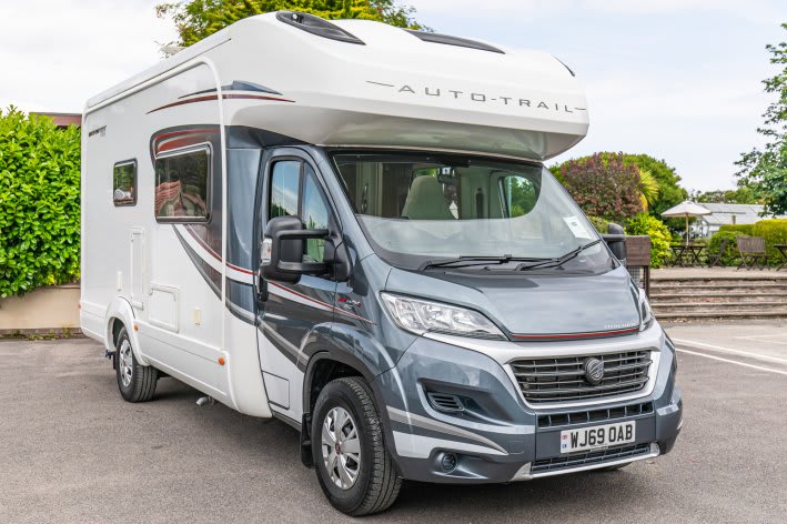 2016 Fiat Ducato Auto-Trail Tracker RS 2-Berth End-Washroom Motorhome