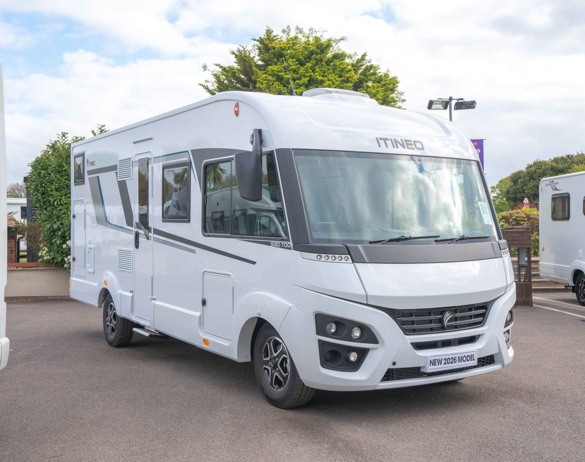 ITINEO SBD700 140BHP Auto