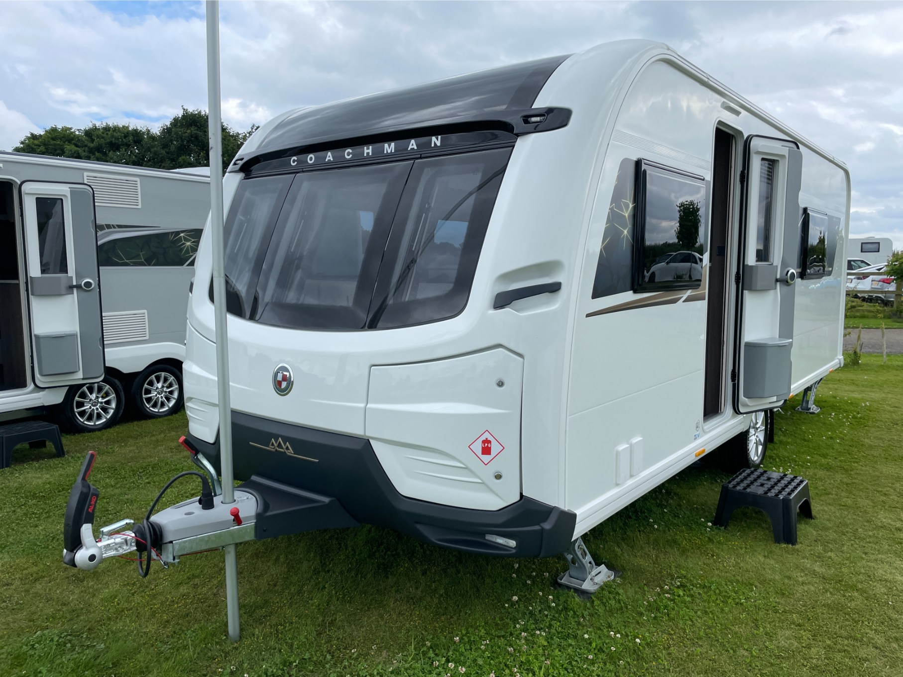 Coachman Lusso I — 2027 Season