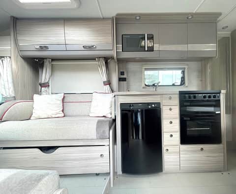 ELDDIS MAJESTIC 155