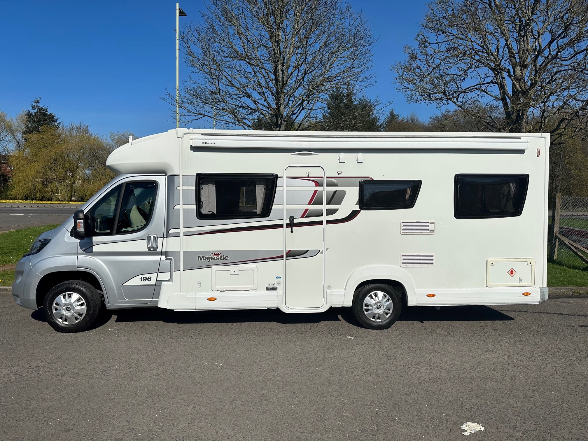 ELDDIS MAJESTIC 196
