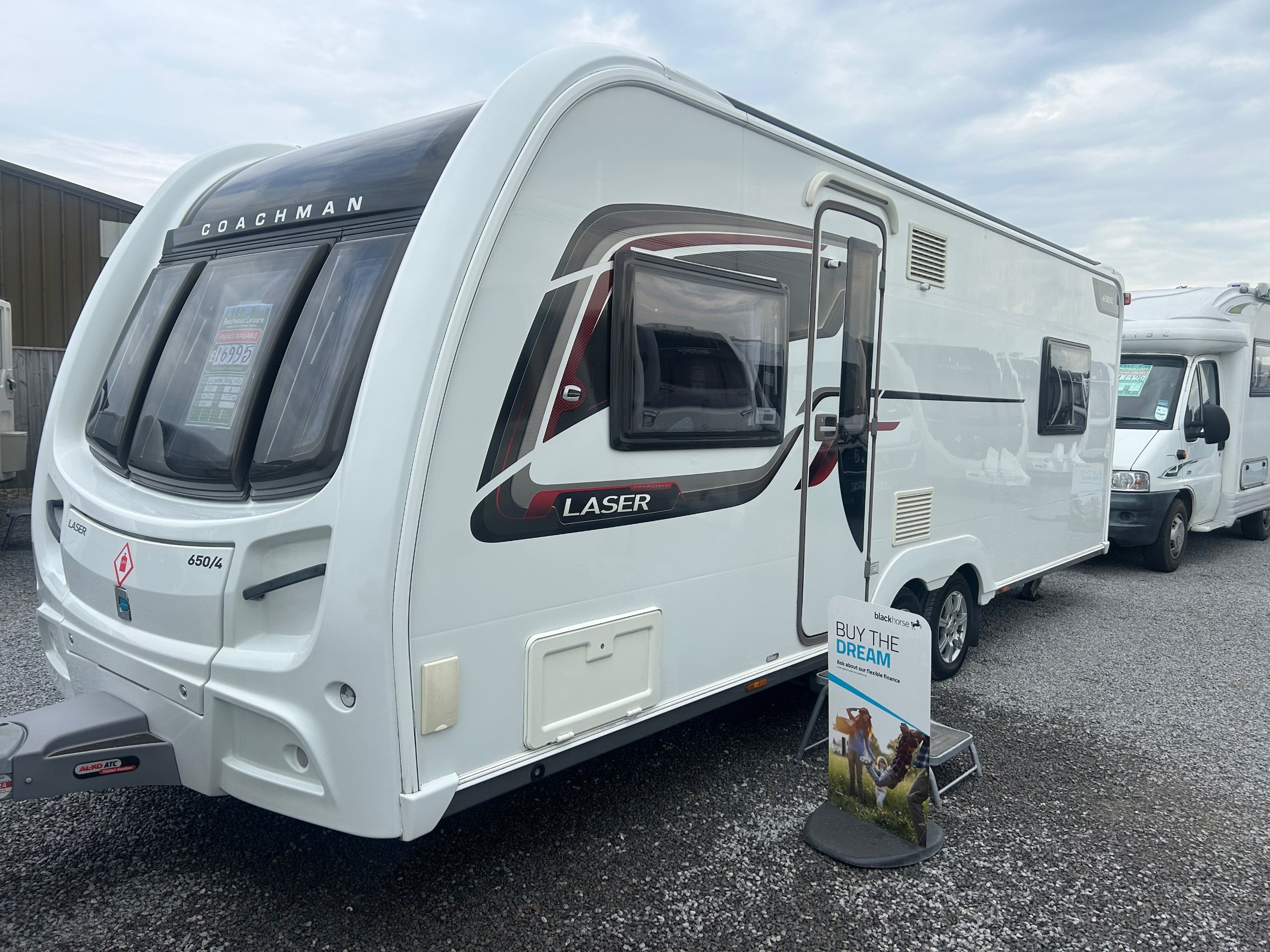 Coachman Laser 650 2015 4 Berth Transverse Island Bed Caravan