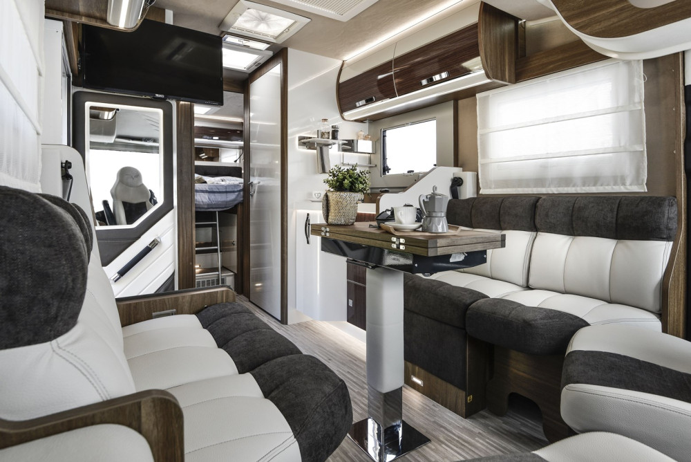 MOBILVETTA K-YACHT T-LINE 59