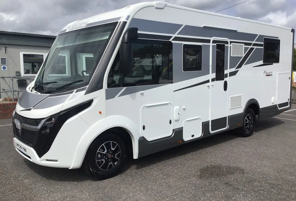 MOBILVETTA K-YACHT T-LINE 90/2
