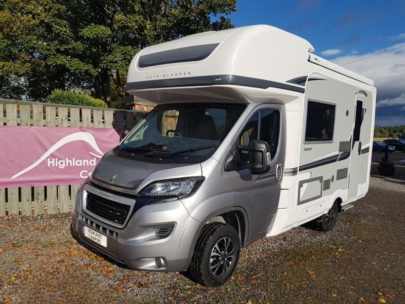 Auto-Sleepers Nuevo ES 2003 4-Berth Motorhome with Overcab Bed