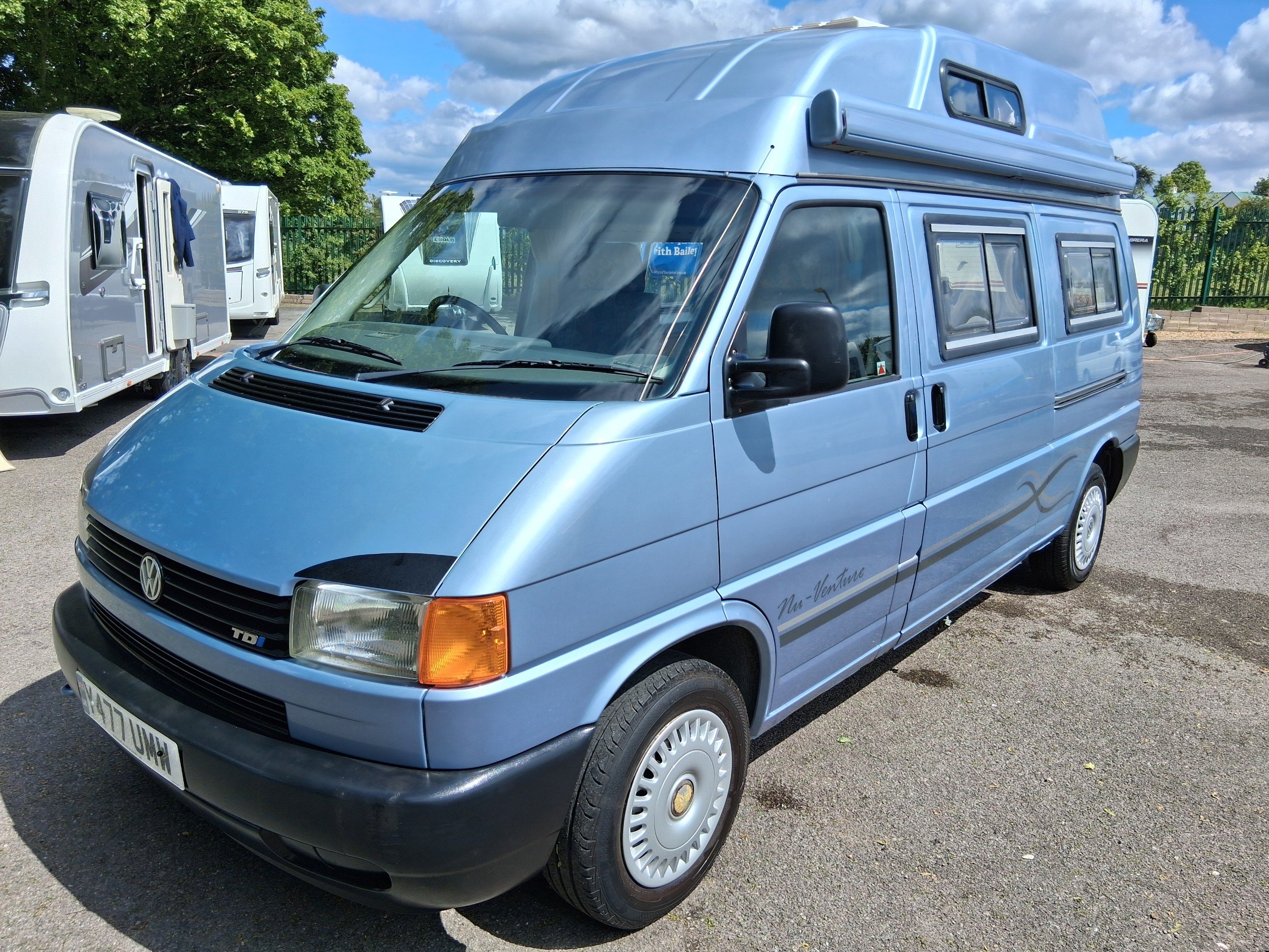 2001 Nu Venture The Weekender 2 Berth Compact Campervan