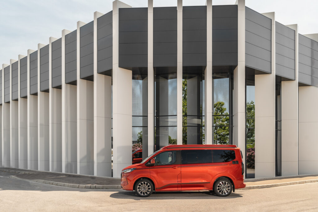 2026 PANAMA P/10 E HYBRID