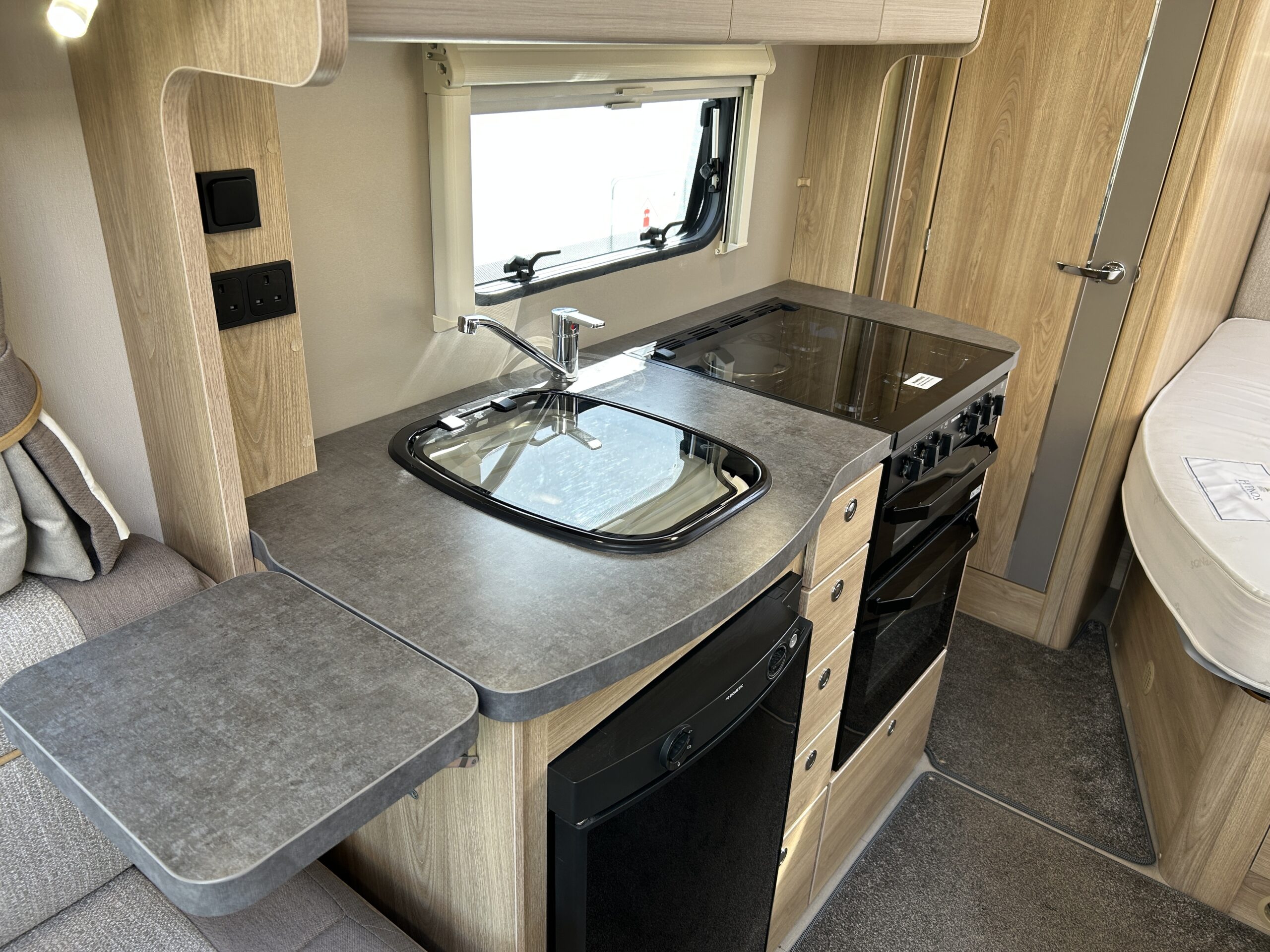 Elddis Evolution 155 140BHP Auto