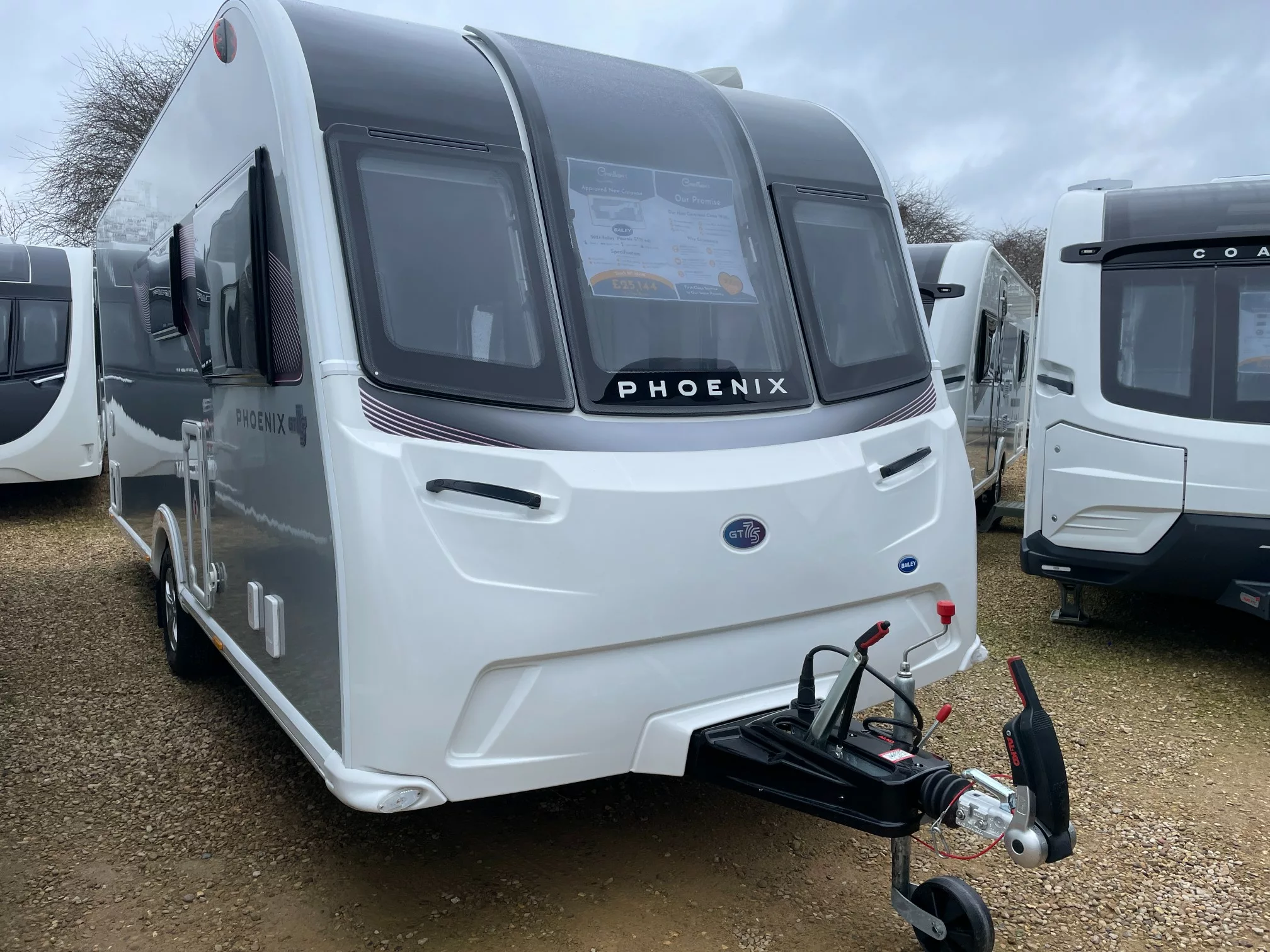 New Bailey Phoenix Black Edition 2026 4-Berth Caravan