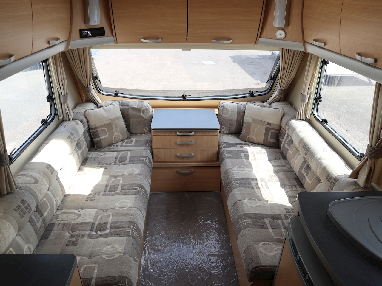 2009 Sprite Alpine Diamond Anniversary 2-Berth End-Washroom Caravan