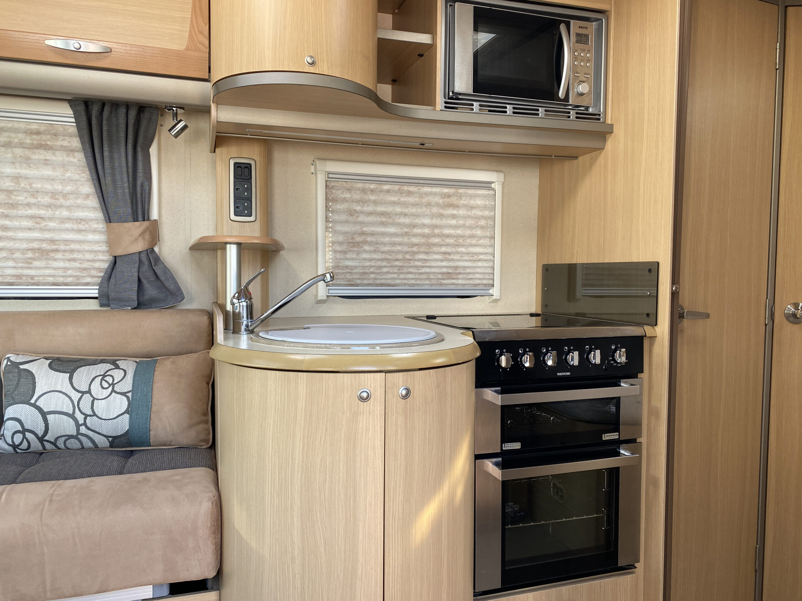 Swift Bessacarr E560