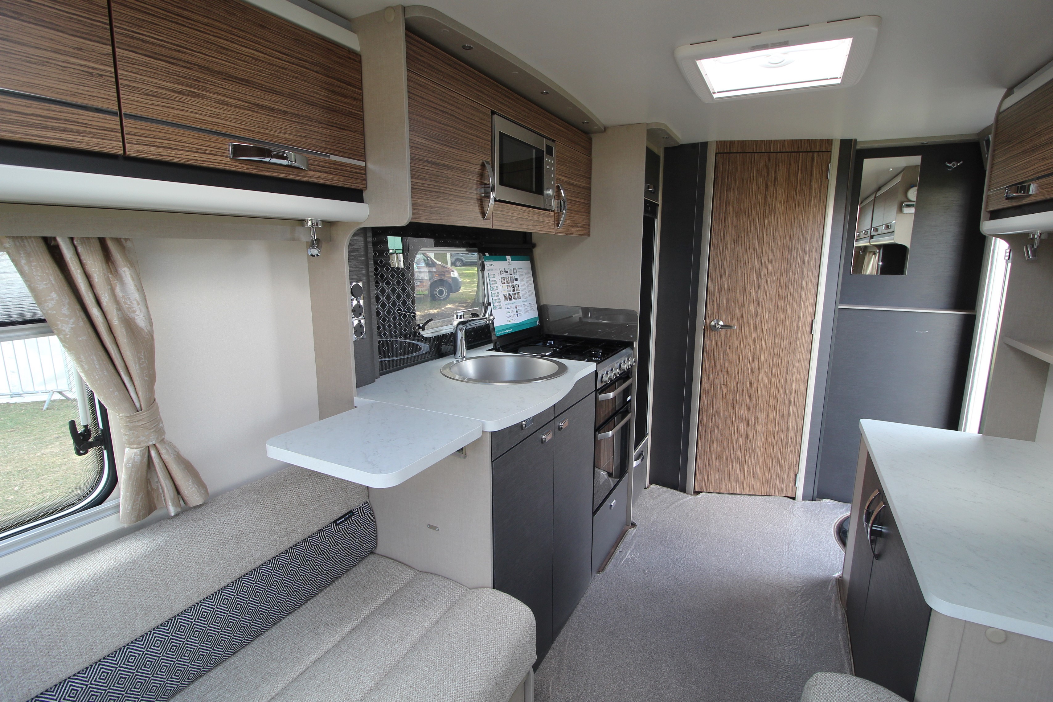 2020 Swift Eccles 480 Two Berth Caravan with End Washroom