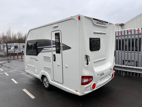 Swift Horizon Compact – 2023 Caravan