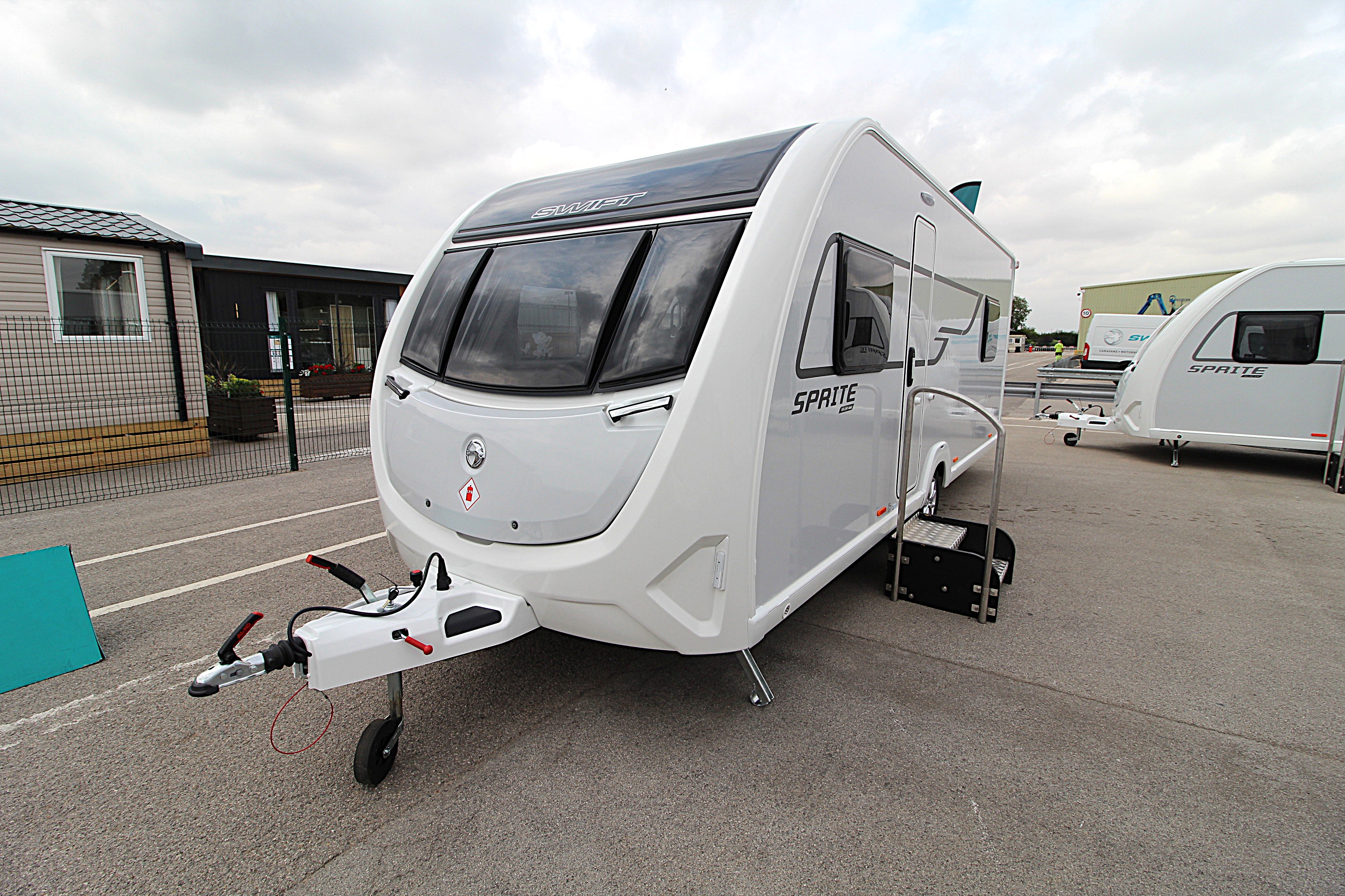 Swift Sprite Major 4 SB 2025 New 4 Berth Fixed Bed Caravan