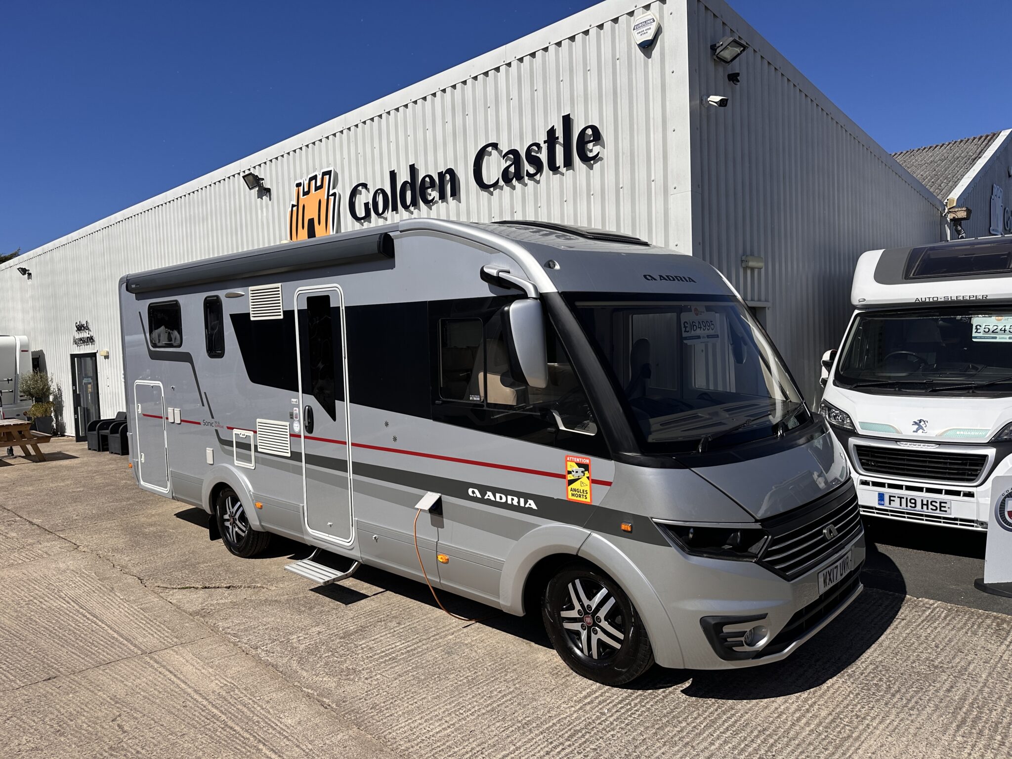 Adria Sonic Supreme 710 SL- 2017 Motorhome