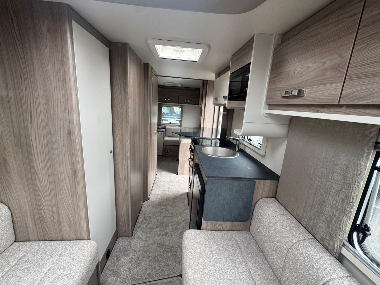 2023 Swift Sprite Sunrise 590