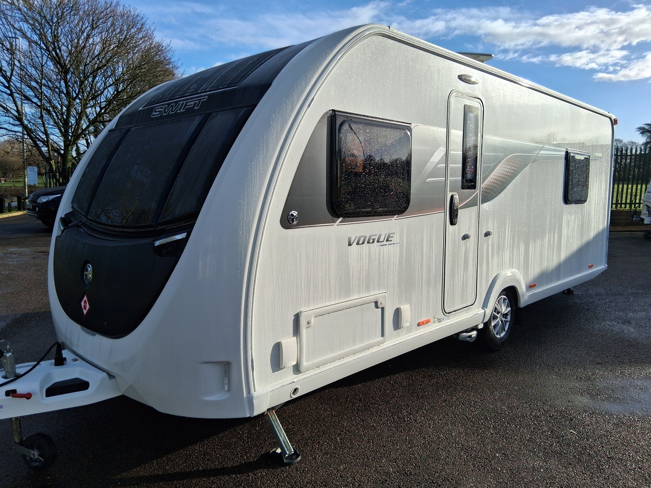 Swift Vogue 560 EB