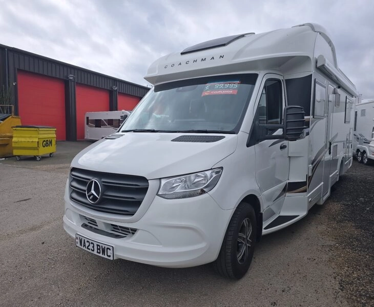2000 Coachman Travel Master New 6 Berth Motorhome