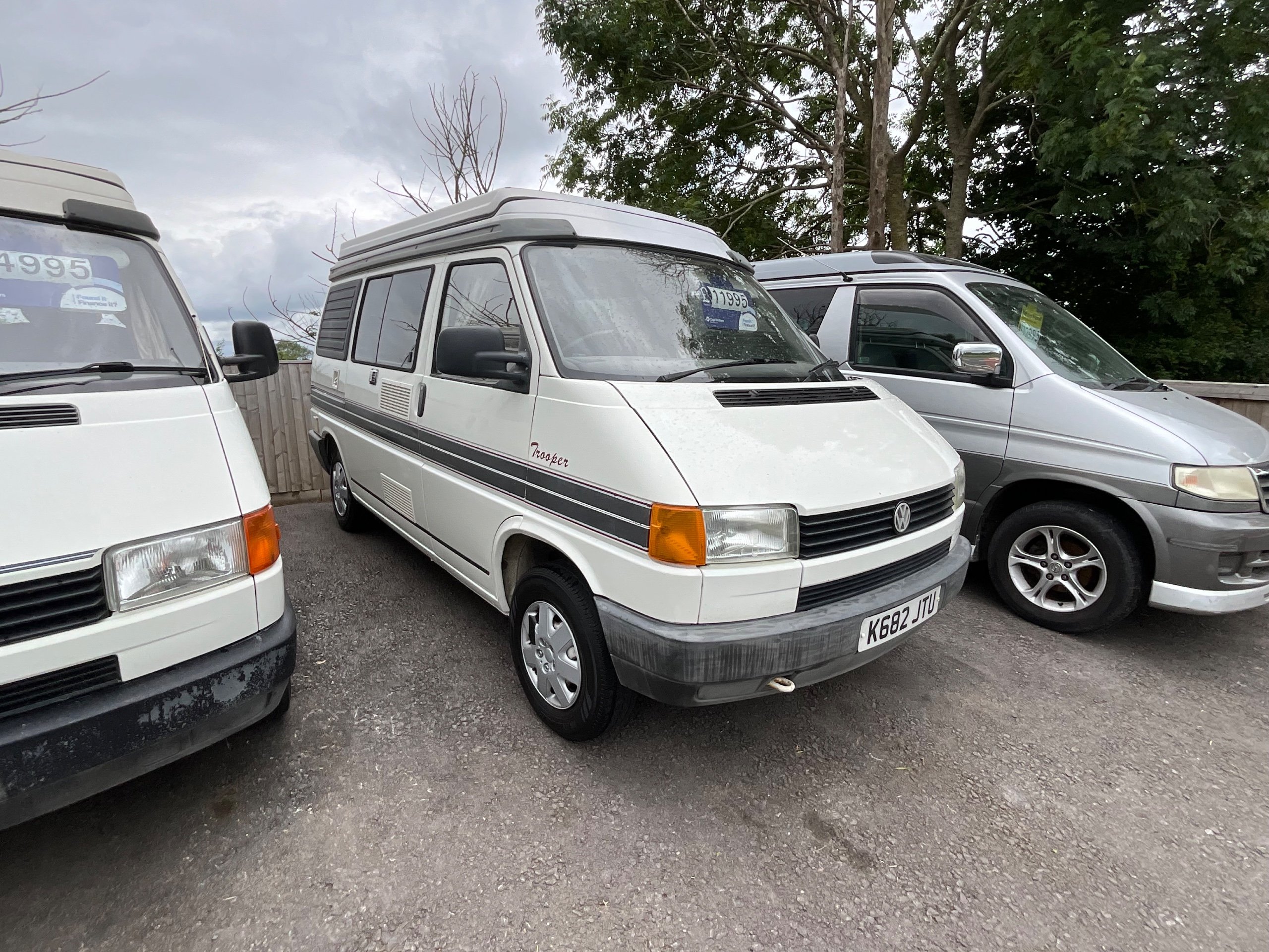 Auto-Sleepers Trooper VW AutoSleeper Trooper, 2 Berth, 4 Belts, MOT, 12 Months Warranty, Habitation Service