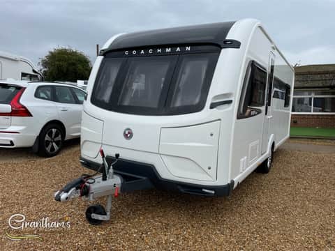2017 Coachman VIP 545
